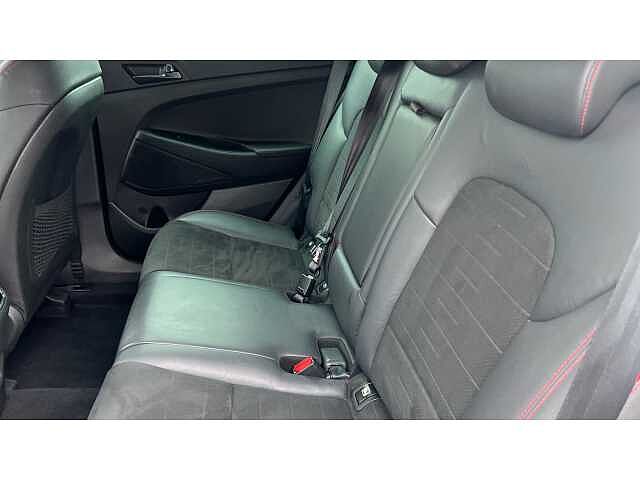 Hyundai TUCSON TUCSON 1.6 CRDi 48V MHD 136 N Line 5dr 2WD DCT White