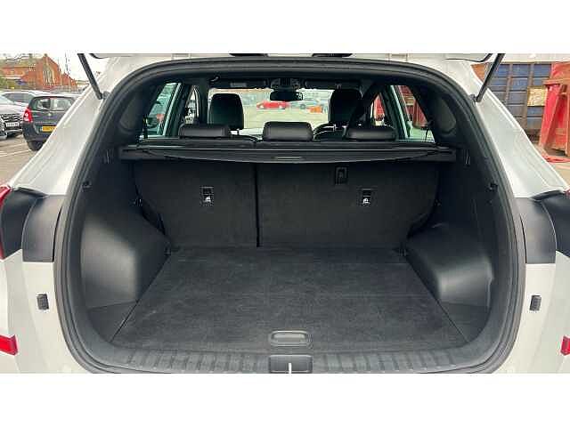 Hyundai TUCSON TUCSON 1.6 CRDi 48V MHD 136 N Line 5dr 2WD DCT White