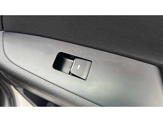 Hyundai TUCSON TUCSON 1.6 CRDi 48V MHD 136 N Line 5dr 2WD DCT White