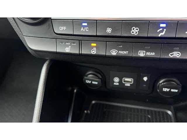 Hyundai TUCSON TUCSON 1.6 CRDi 48V MHD 136 N Line 5dr 2WD DCT White