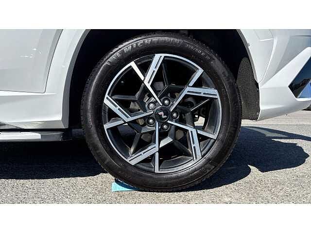 Hyundai TUCSON Tucson 1.6T Hybrid 215ps N Line AU Serenity White