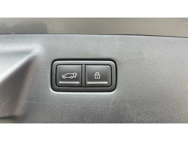 Hyundai SANTA FE SANTA FE 1.6 TGDi Plug-in Hybrid Calligraphy 5dr 4WD Auto GREY