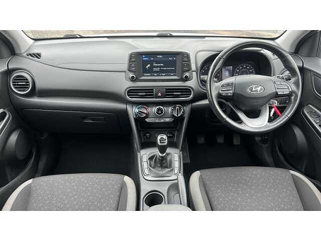 Hyundai KONA KONA 1.0T GDi Play Edition 5dr WHITE