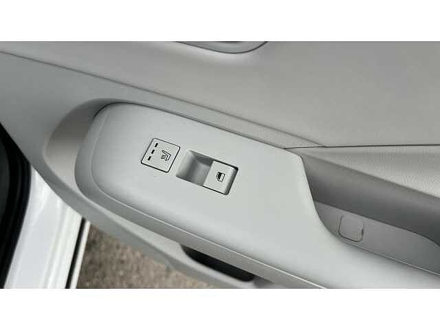 Hyundai KONA KONA 160kW Ultimate 65kWh 5dr Auto White