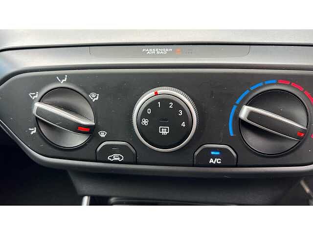 Hyundai I20 I20 1.0T GDi Advance [Nav] 5dr Black