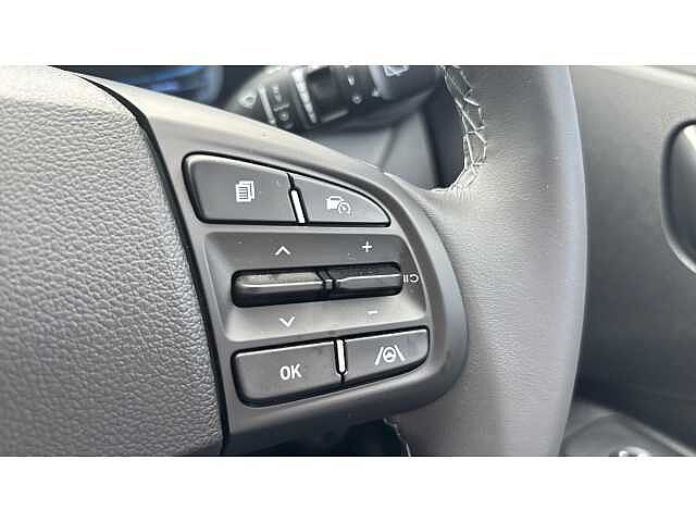 Hyundai I10 i10 5Dr HAT 1.0 MPi 63ps Advance NAV AU Vibrant Blue