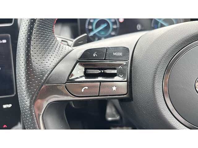 Hyundai TUCSON TUCSON 1.6 TGDi Plug-in Hybrid N Line 5dr 4WD Auto Grey