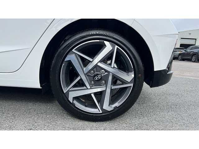 Hyundai I20 I20 1.0T GDi Premium 5dr WHITE