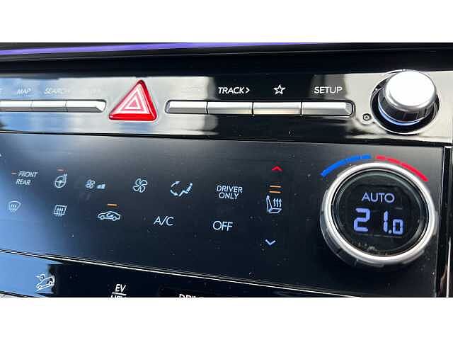 Hyundai SANTA FE SANTA FE 1.6 TGDi Plug-in Hybrid Calligraphy 5dr 4WD Auto Ecotronic Grey