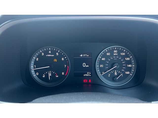 Hyundai TUCSON TUCSON 1.6 GDi SE Nav 5dr 2WD WHITE