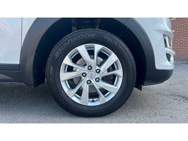 Hyundai TUCSON TUCSON 1.6 GDi SE Nav 5dr 2WD WHITE