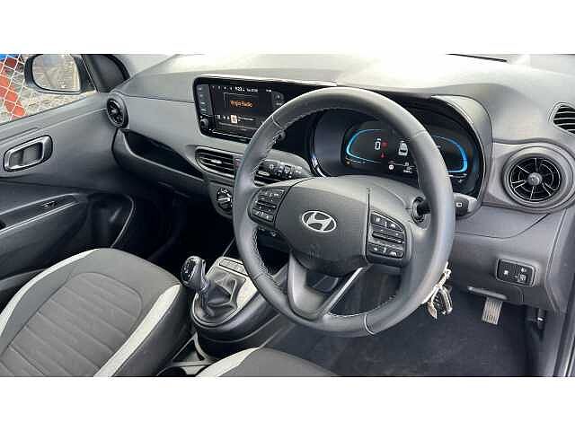 Hyundai i10 I10 1.0 [63] Advance 5dr Auto [Nav]