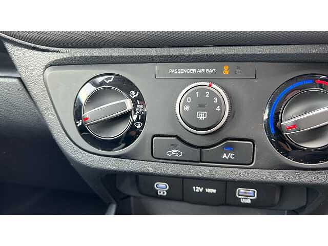 Hyundai i10 I10 1.0 [63] Advance 5dr Auto [Nav]