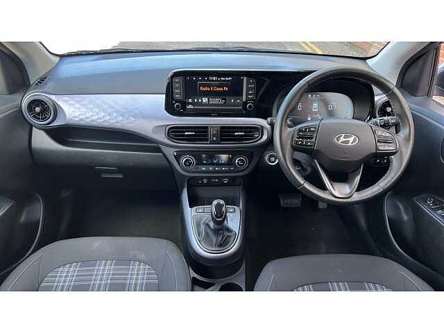 Hyundai i10 I10 1.0 [63] Premium 5dr Auto [Nav]
