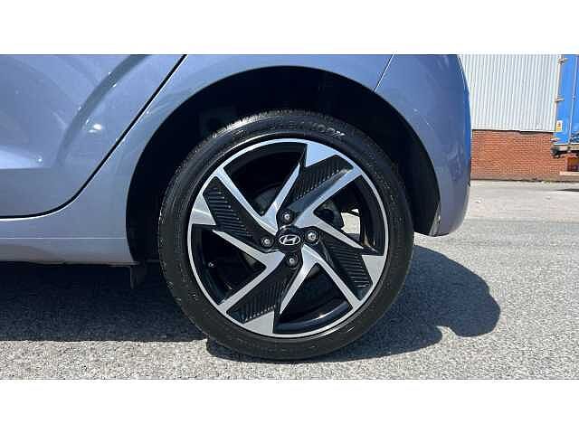 Hyundai i10 I10 1.0 [63] Premium 5dr Auto [Nav]