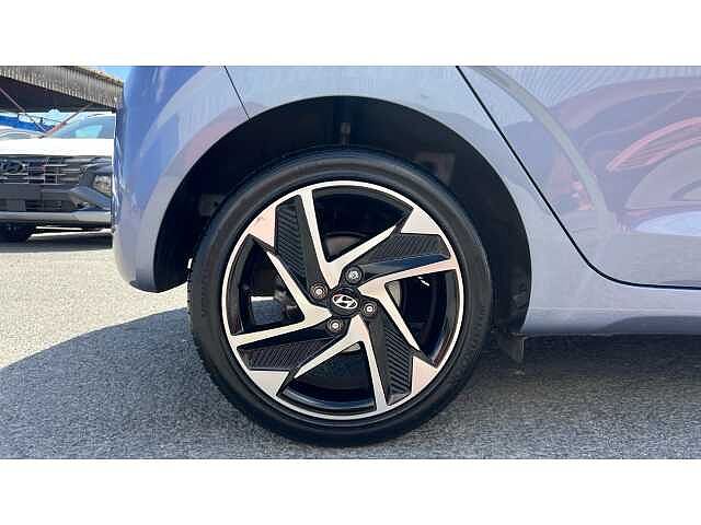 Hyundai i10 I10 1.0 [63] Premium 5dr Auto [Nav]