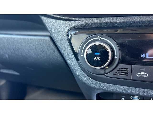 Hyundai i10 I10 1.0 [63] Premium 5dr Auto [Nav]