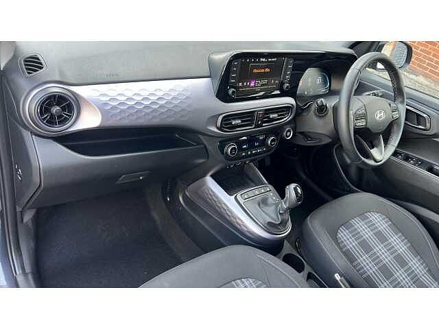 Hyundai i10 I10 1.2 [79] Premium 5dr Auto [Nav]