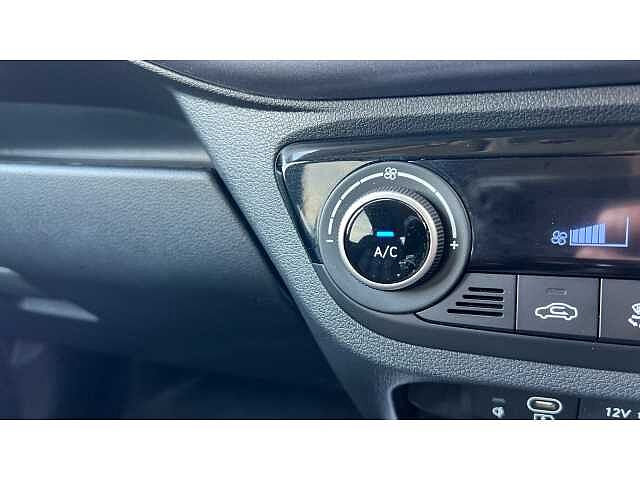 Hyundai i10 I10 1.2 [79] Premium 5dr Auto [Nav]