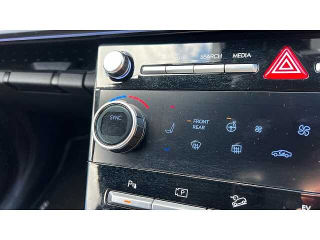 Hyundai Santa Fe SANTA FE 1.6 TGDi 288 PHEV Calligraphy 5dr 4WD Auto