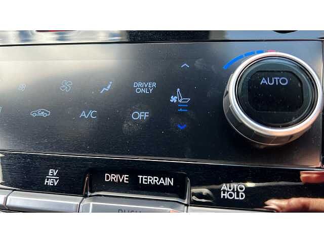 Hyundai Santa Fe SANTA FE 1.6 TGDi 288 PHEV Calligraphy 5dr 4WD Auto