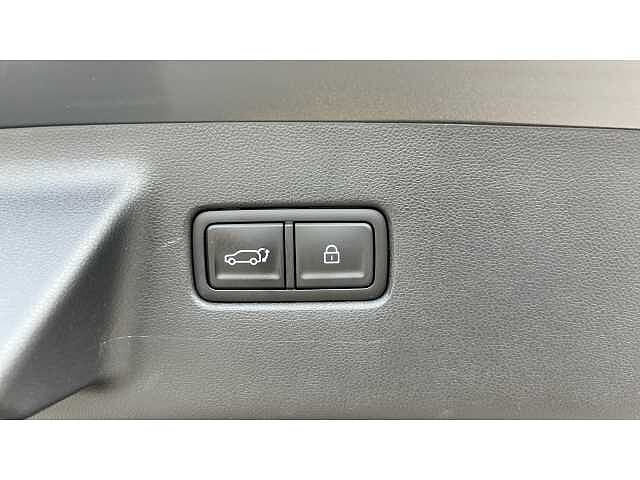 Hyundai Santa Fe SANTA FE 1.6 TGDi Plug-in Hybrid Calligraphy 5dr 4WD Auto