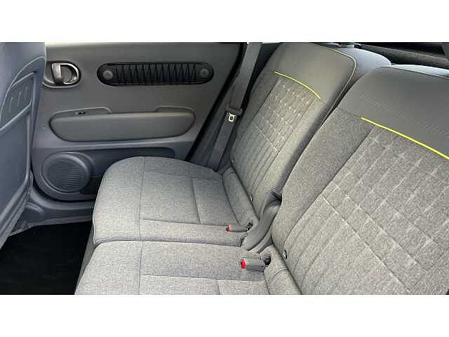 Hyundai INSTER Inster 5Dr HAT 85kW Cross 49kWh Amazonas Green