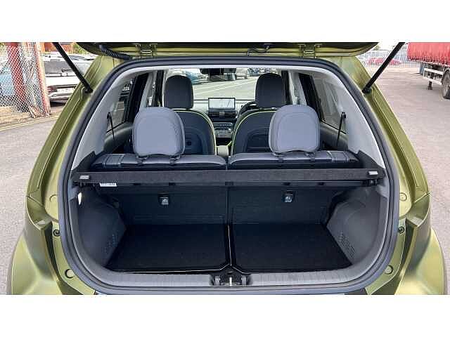 Hyundai INSTER Inster 5Dr HAT 85kW Cross 49kWh Amazonas Green