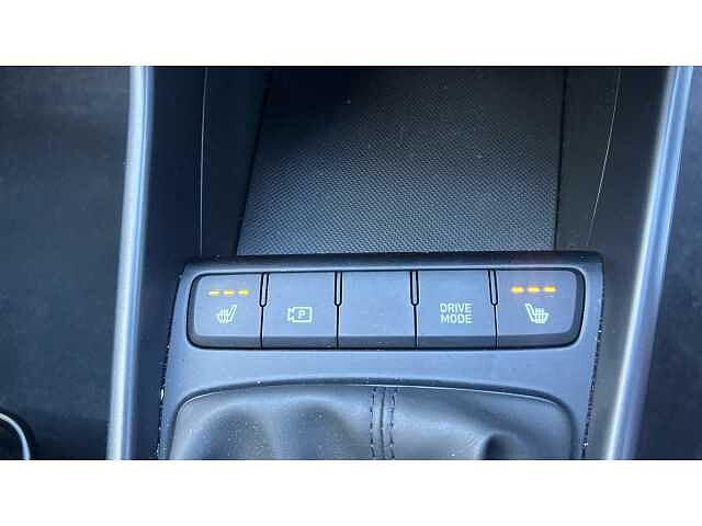 Hyundai I20 I20 1.0T GDi 90 Black Line 5dr Grey