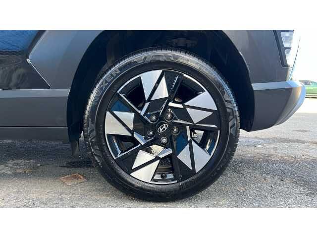 Hyundai KONA KONA 1.6 Hybrid 138 Advance 5dr DCT Black