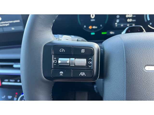 Hyundai SANTA FE SANTA FE 1.6 TGDi 239 Hybrid Ultimate 5dr 4WD Auto Typhoon Silver