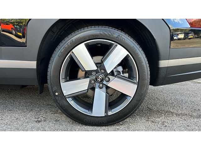 Hyundai SANTA FE SANTA FE 1.6 TGDi 239 Hybrid Premium 5dr Auto Abyss Black
