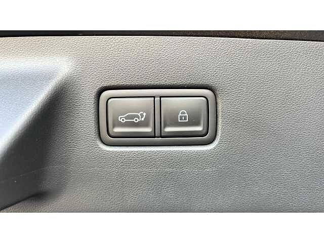 Hyundai SANTA FE SANTA FE 1.6 TGDi 239 Hybrid Premium 5dr Auto Abyss Black