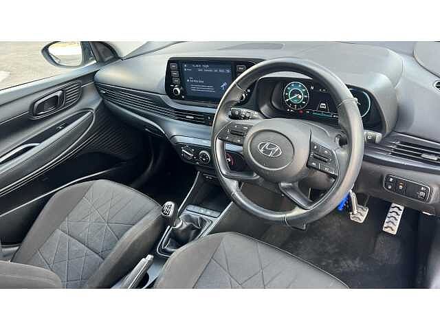 Hyundai BAYON BAYON 1.0 TGDi 48V MHEV SE Connect 5dr GREEN
