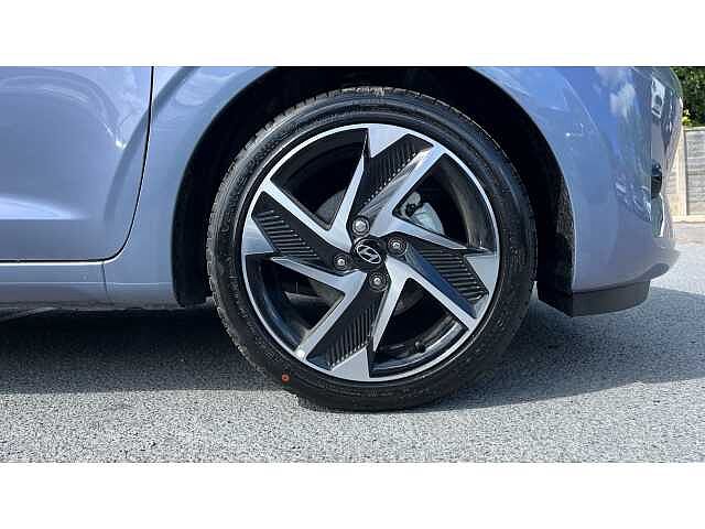 Hyundai I10 i10 5Dr HAT 1.2 MPi 79ps Premium NAV AU Meta Blue