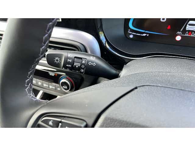 Hyundai I10 i10 5Dr HAT 1.2 MPi 79ps Premium NAV AU Meta Blue