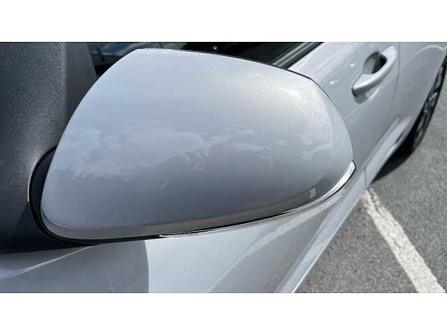 Hyundai I10 i10 5Dr HAT 1.0 MPi 63ps AdvancePlus Pack NAV Lumen Gray