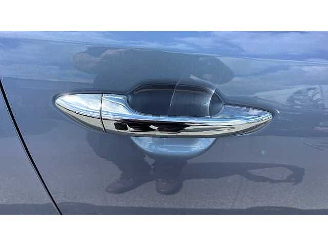 Hyundai I10 i10 5Dr HAT 1.2 MPi 79ps Premium NAV AU Meta Blue