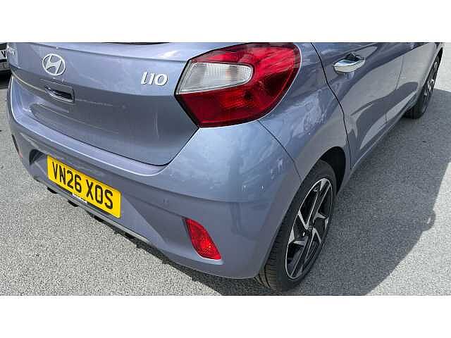 Hyundai I10 i10 5Dr HAT 1.2 MPi 79ps Premium NAV AU Meta Blue