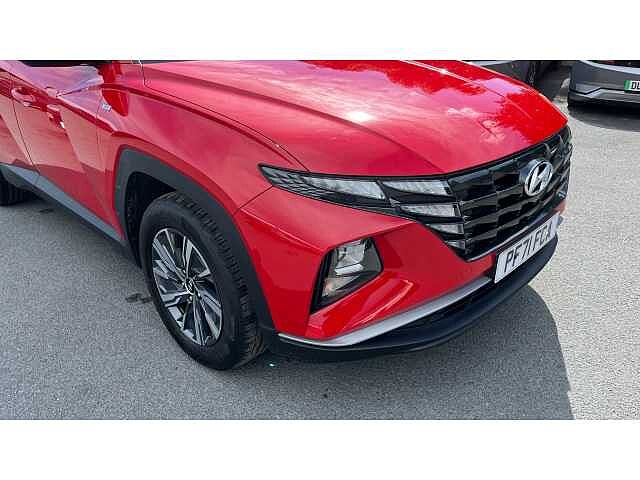 Hyundai TUCSON TUCSON 1.6 TGDi 48V MHD SE Connect 5dr 2WD DCT Engine Red