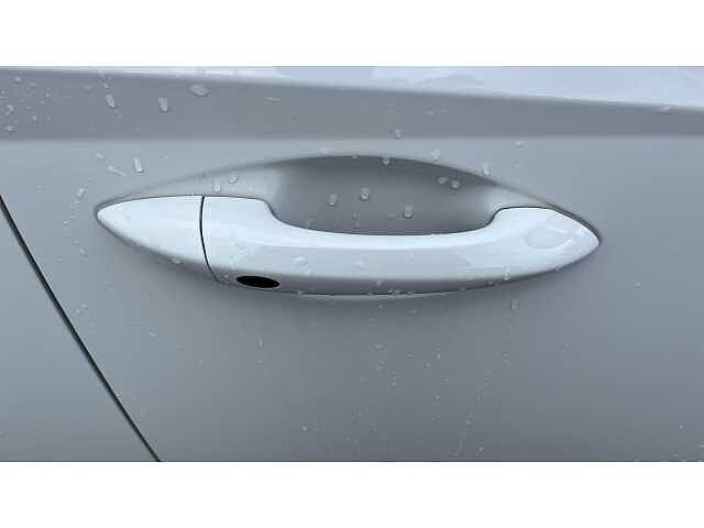 Hyundai TUCSON TUCSON 1.6 TGDi Hybrid 230 Ultimate 5dr 2WD Auto White
