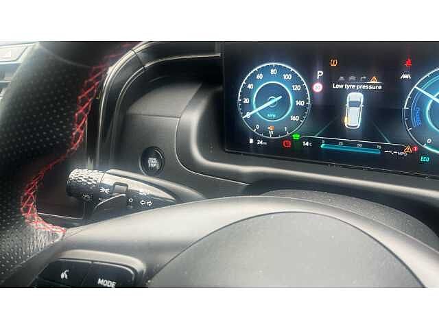 Hyundai TUCSON TUCSON 1.6 TGDi Hybrid 230 N Line S 5dr 2WD Auto Red