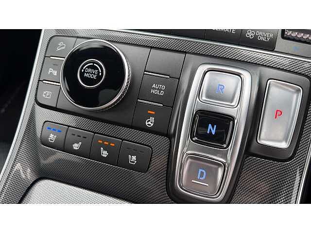 Hyundai Santa Fe SANTA FE 1.6 TGDi Hybrid Ultimate 5dr Auto