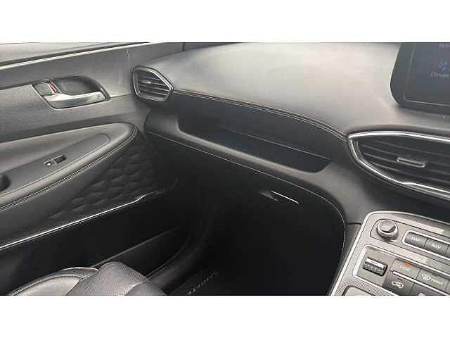 Hyundai Santa Fe SANTA FE 1.6 TGDi Hybrid Ultimate 5dr Auto