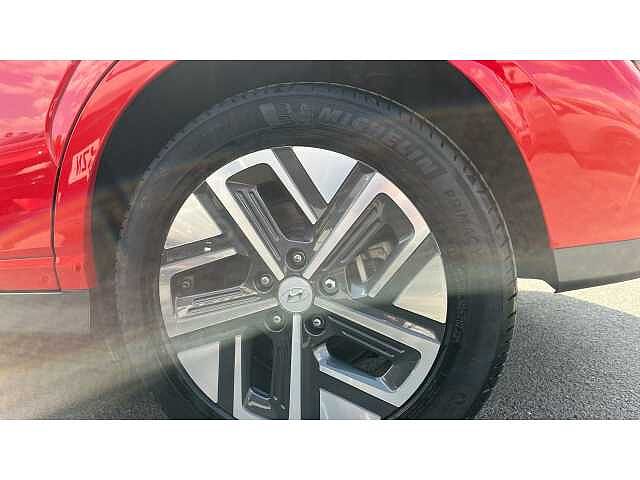 Hyundai KONA KONA 100kW SE Connect 39kWh 5dr Auto Ignite Red