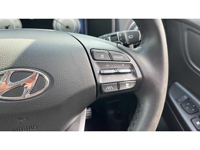 Hyundai KONA KONA 100kW SE Connect 39kWh 5dr Auto Ignite Red