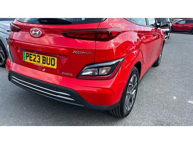 Hyundai KONA KONA 100kW SE Connect 39kWh 5dr Auto Ignite Red