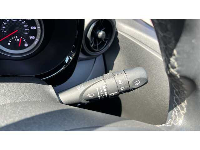 Hyundai i10 I10 1.0 MPi SE Connect 5dr Auto