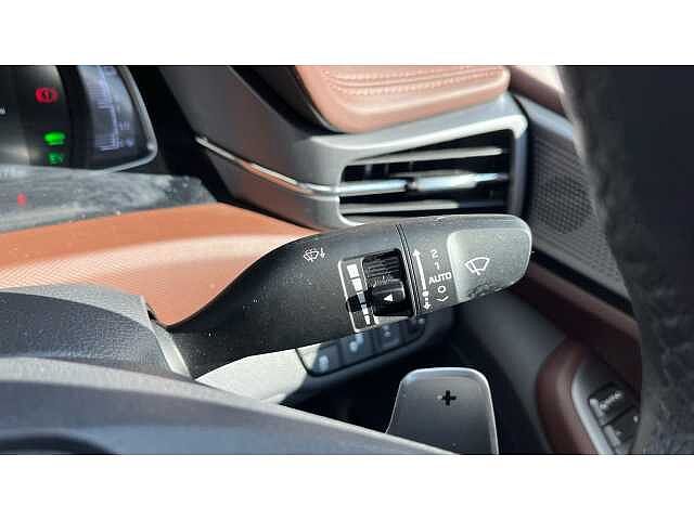Hyundai Ioniq IONIQ 1.6 GDi Hybrid Premium SE 5dr DCT