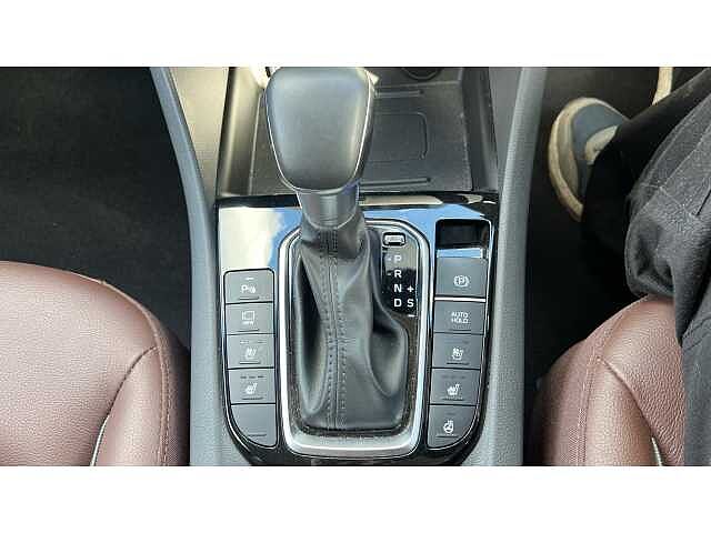 Hyundai Ioniq IONIQ 1.6 GDi Hybrid Premium SE 5dr DCT